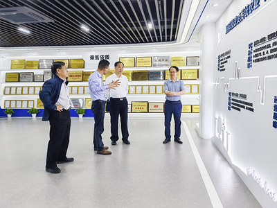 托普云农迎来考察指导 中国农业技术推广协会领导聚焦计算机系统服务